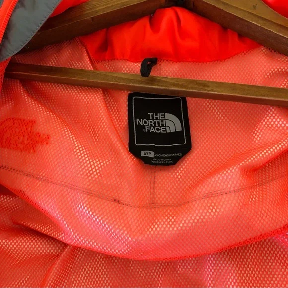 {The North Face} Women’s lightweight windbreaker jacket - Picture 6 of 9